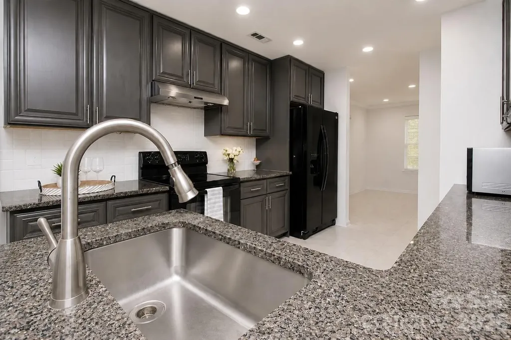 11611 Tribal Drive Charlotte NC 28214
