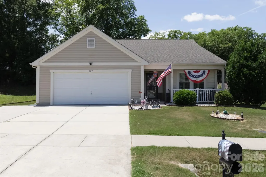 627 Smokehouse Lane Albemarle NC 28001