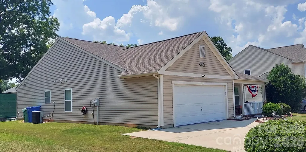 627 Smokehouse Lane Albemarle NC 28001