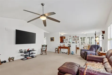627 Smokehouse Lane Albemarle NC 28001