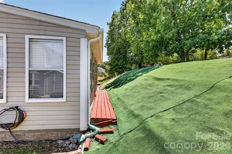 627 Smokehouse Lane Albemarle NC 28001