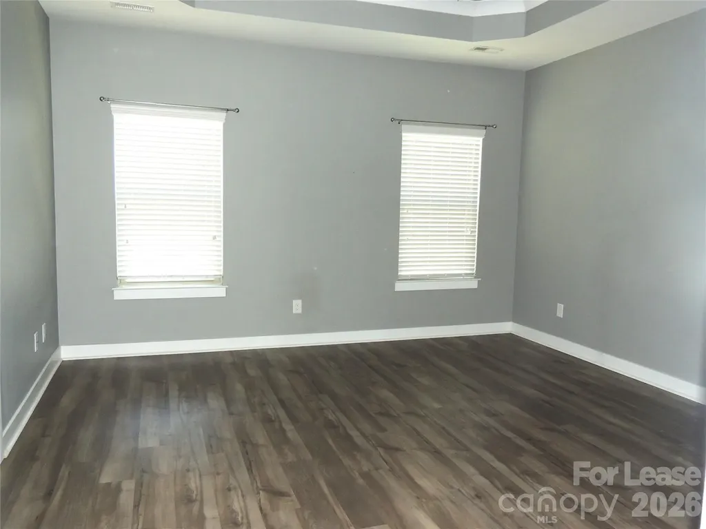 1912 Catkin Lane Charlotte NC 28205