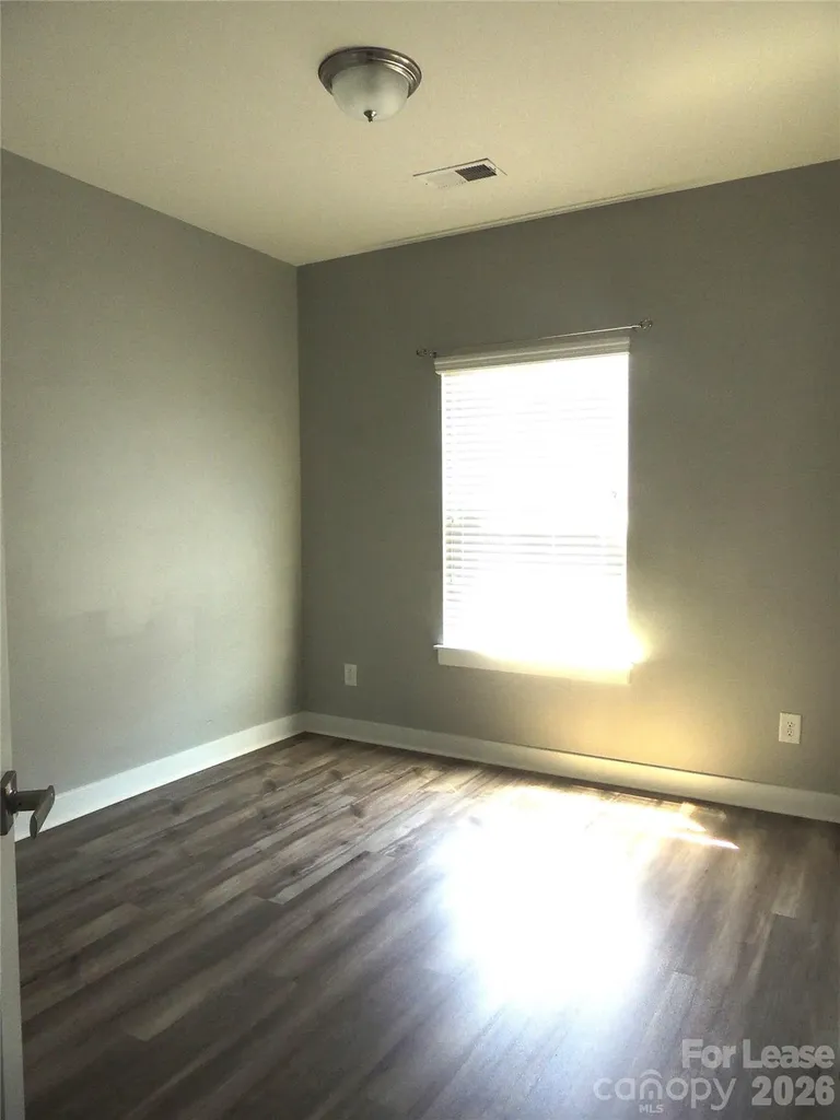 1912 Catkin Lane Charlotte NC 28205