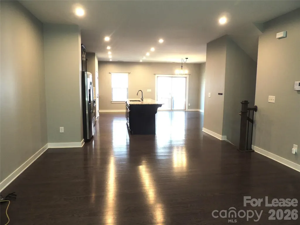 1912 Catkin Lane Charlotte NC 28205