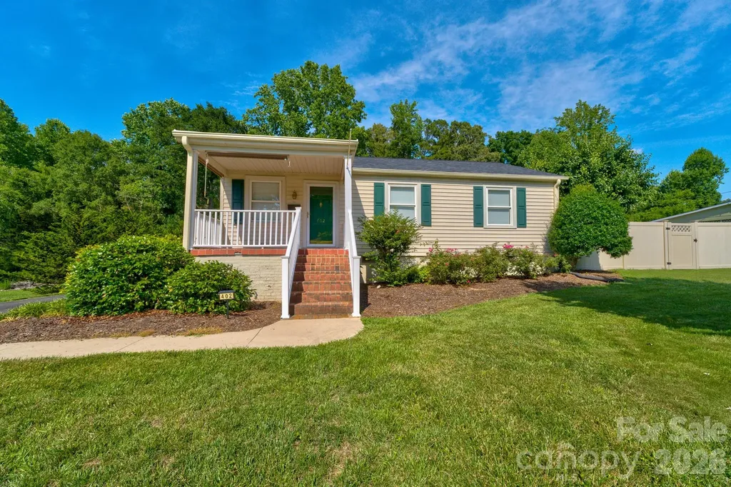 402 N Houser Street Cherryville NC 28021