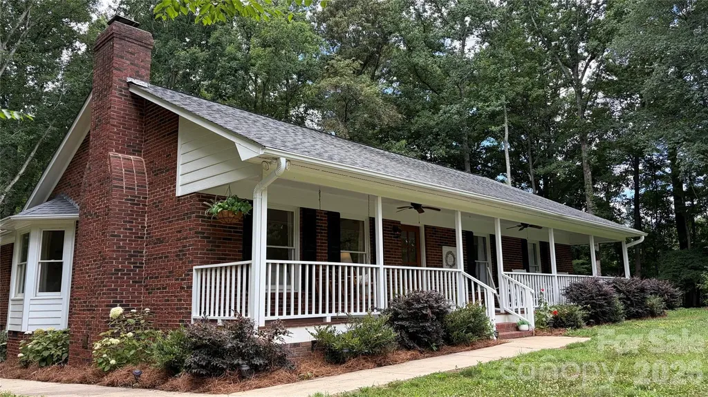 2482 Waxhaw Indian Trail Road S Waxhaw NC 28173