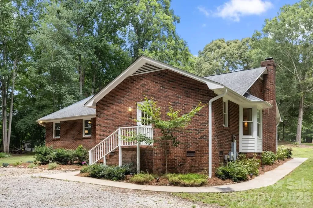 2482 Waxhaw Indian Trail Road S Waxhaw NC 28173