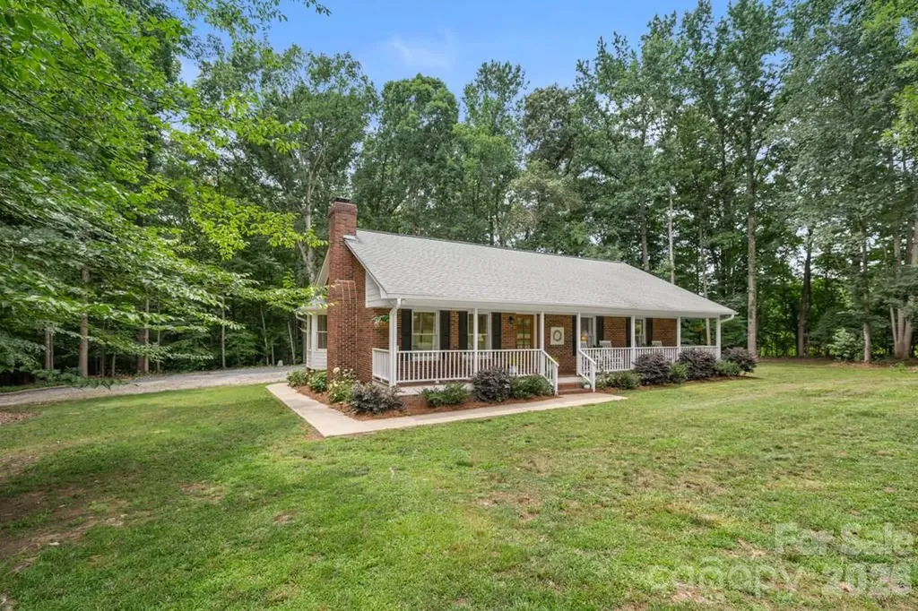 2482 Waxhaw Indian Trail Road S Waxhaw NC 28173