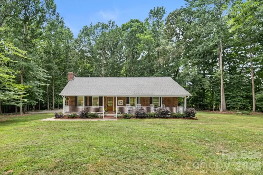 2482 Waxhaw Indian Trail Road S Waxhaw NC 28173
