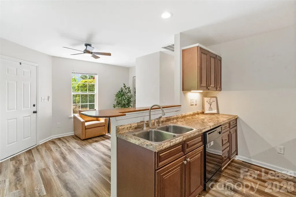 6602 Porterfield Road Charlotte NC 28226