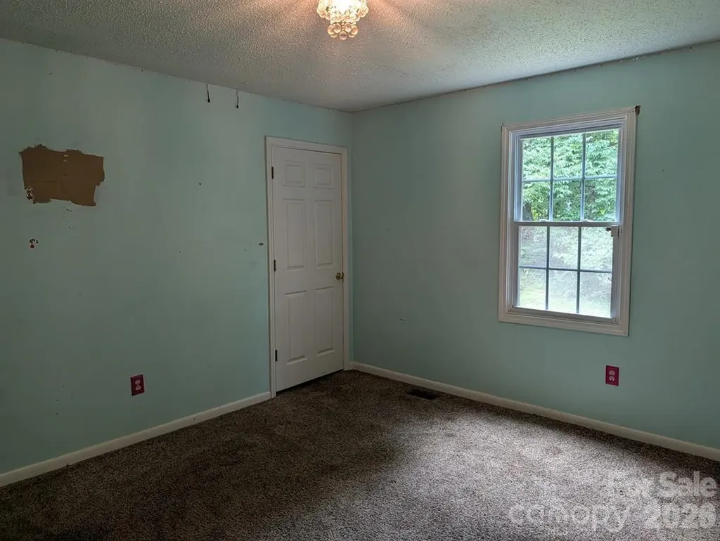111 Midway Lake Road Mooresville NC 28115