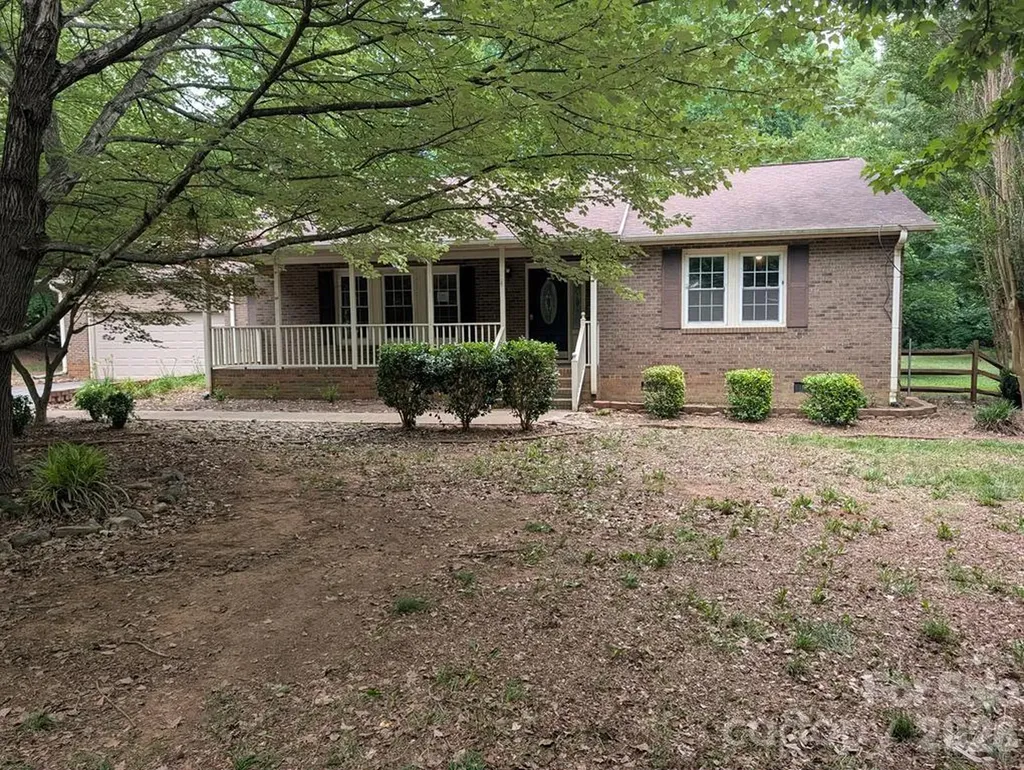 111 Midway Lake Road Mooresville NC 28115