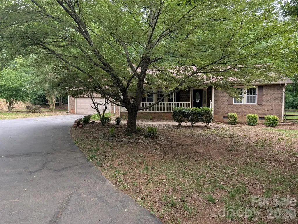 111 Midway Lake Road Mooresville NC 28115