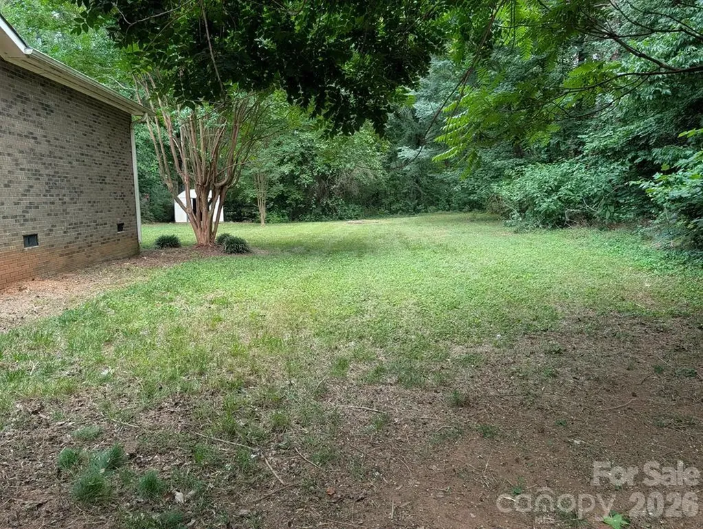 111 Midway Lake Road Mooresville NC 28115