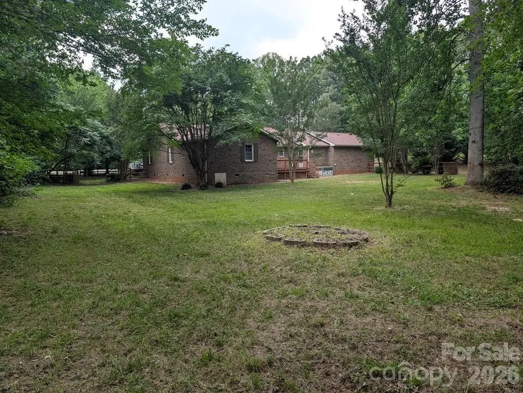 111 Midway Lake Road Mooresville NC 28115