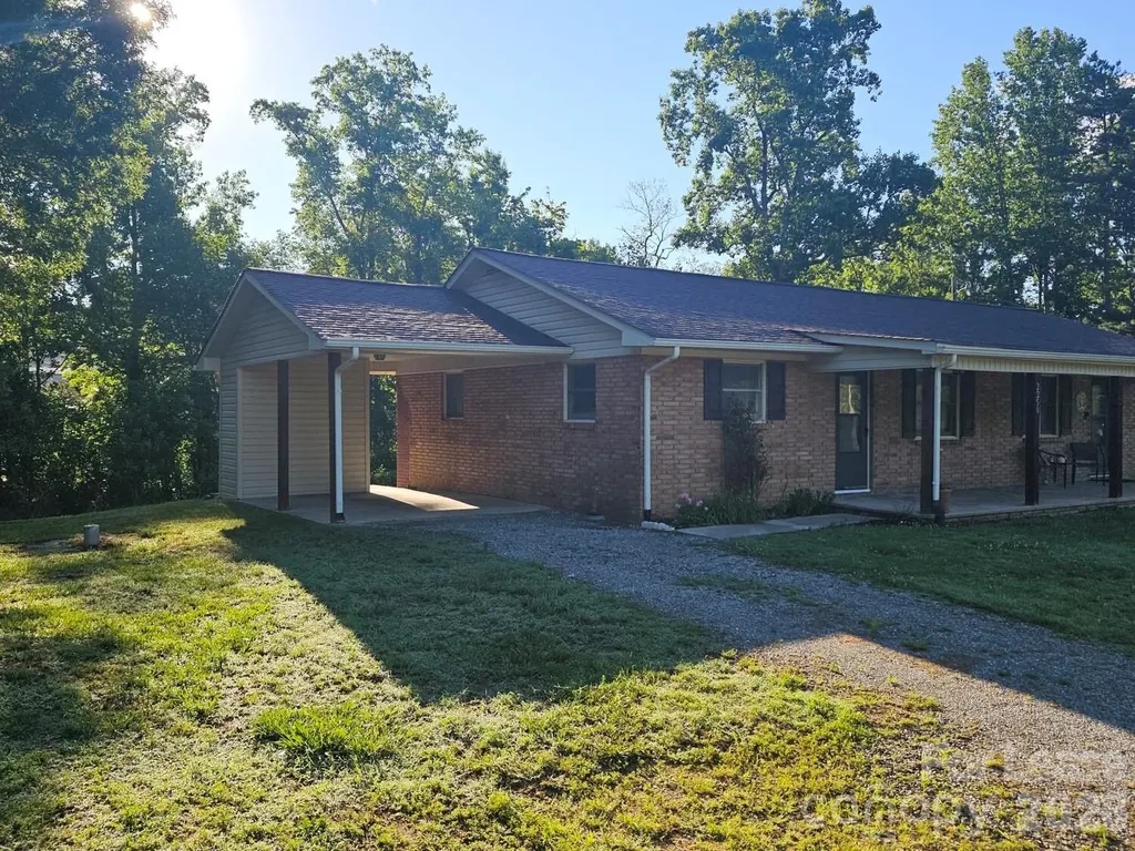 2250 Brookwood Road Lincolnton NC 28092