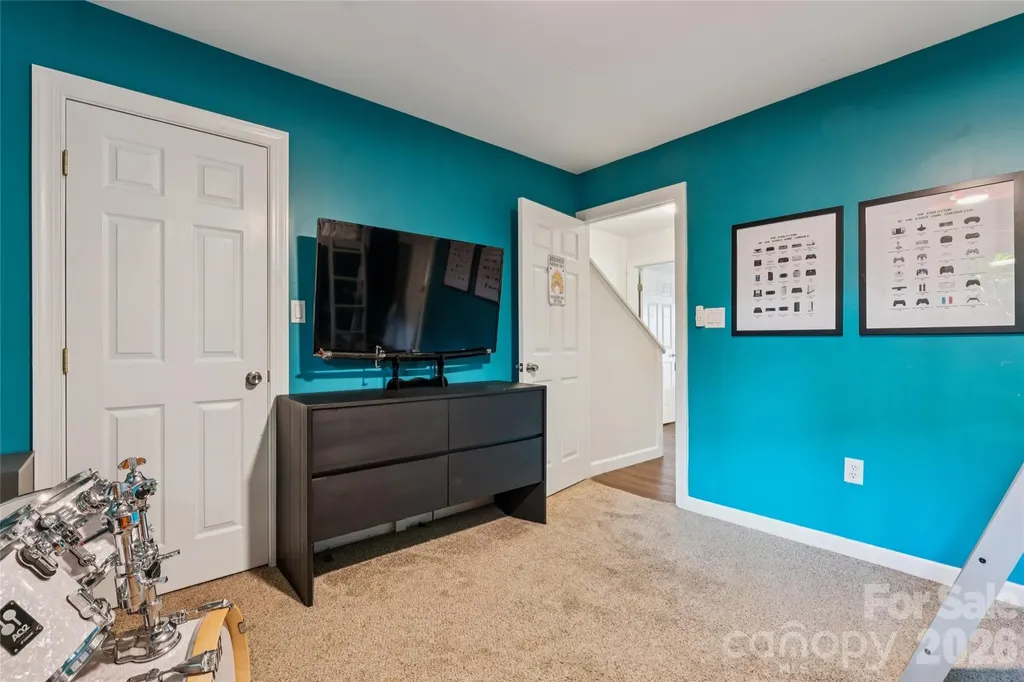 14039 Queens Harbor Road Charlotte NC 28278