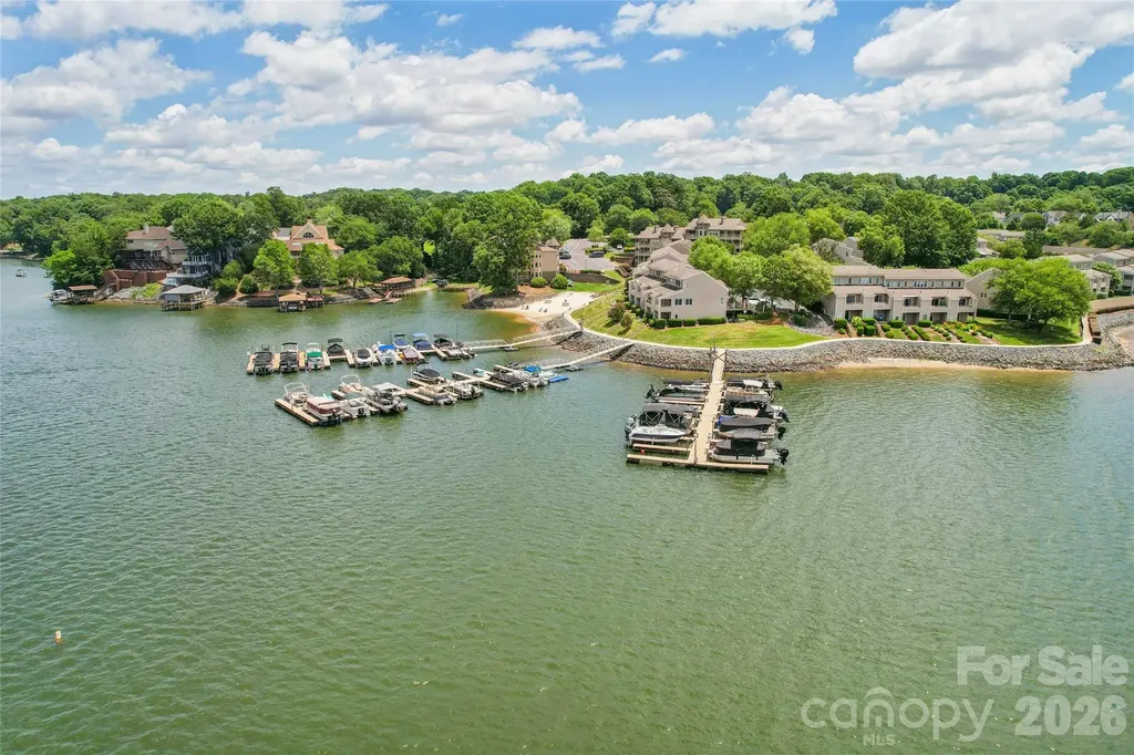 14039 Queens Harbor Road Charlotte NC 28278