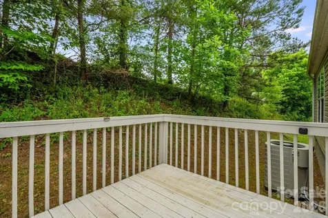 77 Star Flower Road Alexander NC 28701