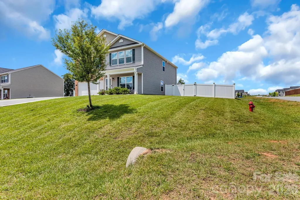 272 Daniel Drive Lexington NC 27295