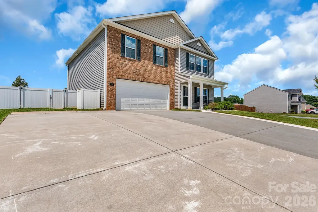 272 Daniel Drive Lexington NC 27295