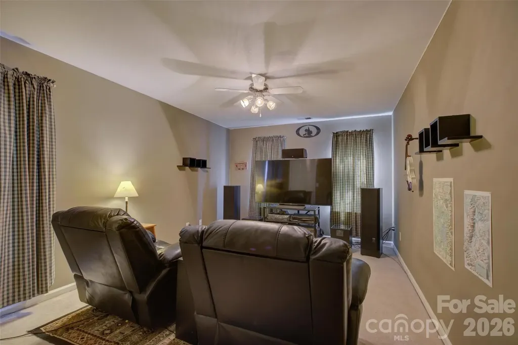 11611 Knightsdale Drive Charlotte NC 28277