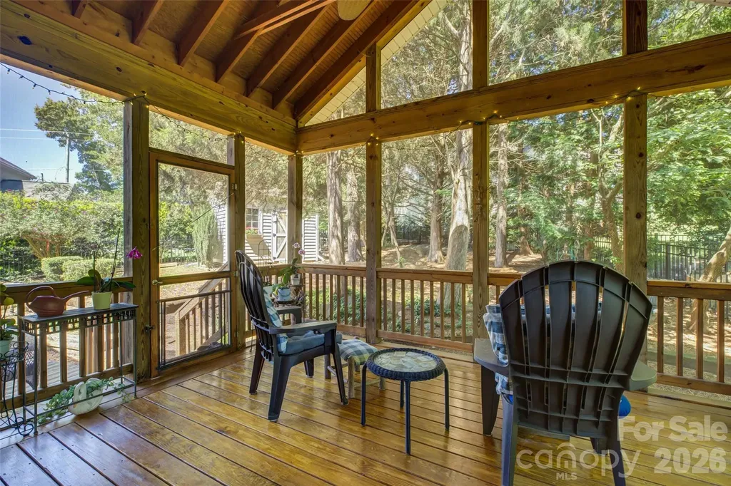 11611 Knightsdale Drive Charlotte NC 28277