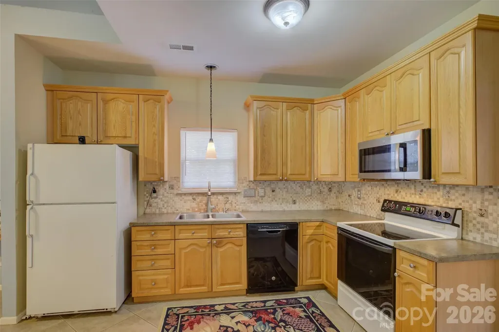 11611 Knightsdale Drive Charlotte NC 28277