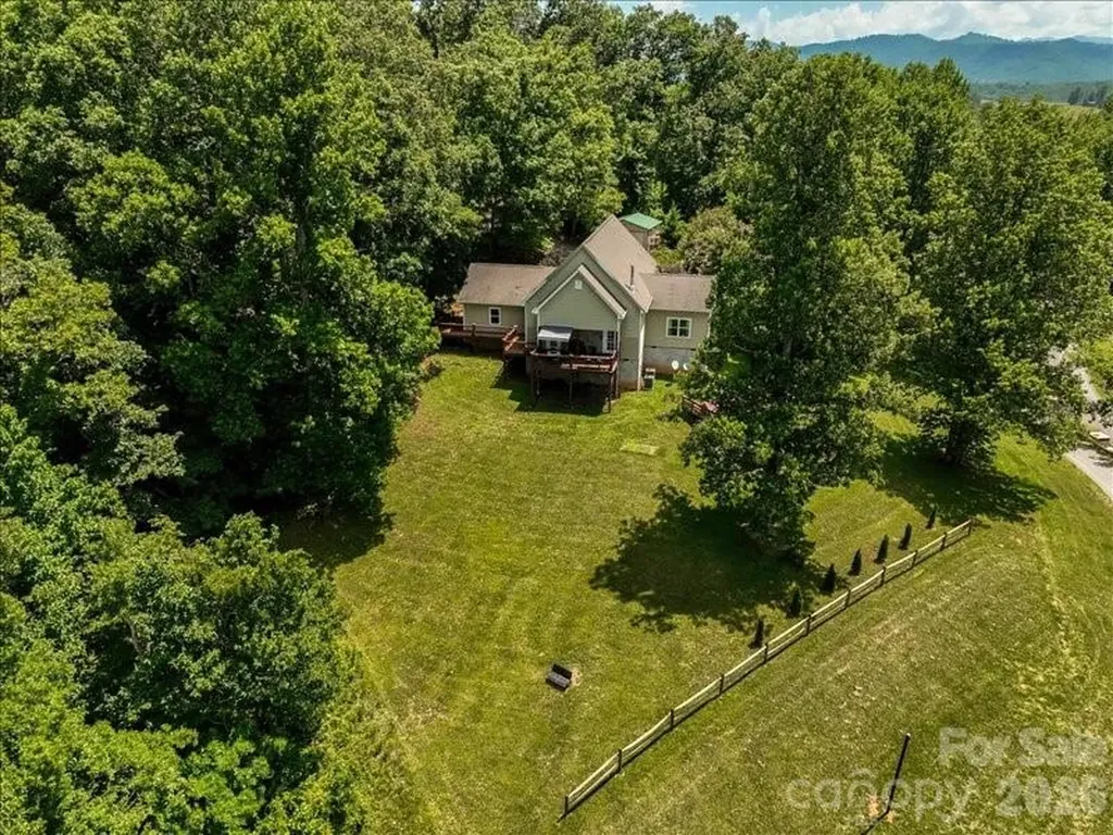 119 & 127 Deer Hill Lane Weaverville NC 28787