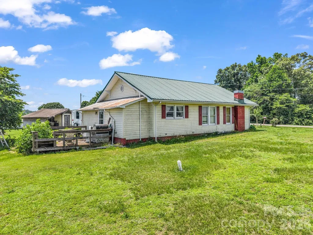 1740 Baber Road Rutherfordton NC 28139