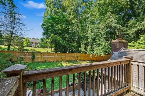 141 32nd Avenue NW Hickory NC 28601