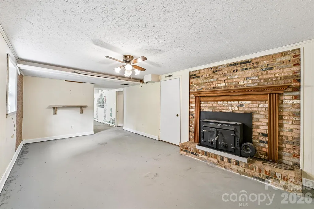 1621 N Oak Drive Shelby NC 28150