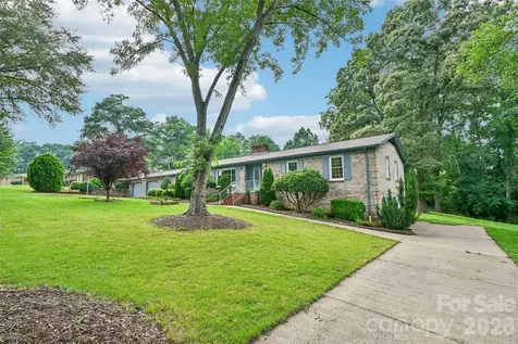 1621 N Oak Drive Shelby NC 28150