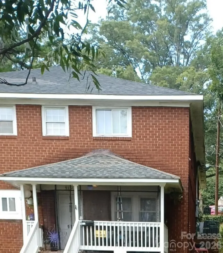 912 Berryhill Road Charlotte NC 28208