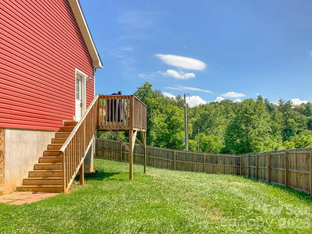 2 Clarks Chapel Extension Weaverville NC 28787