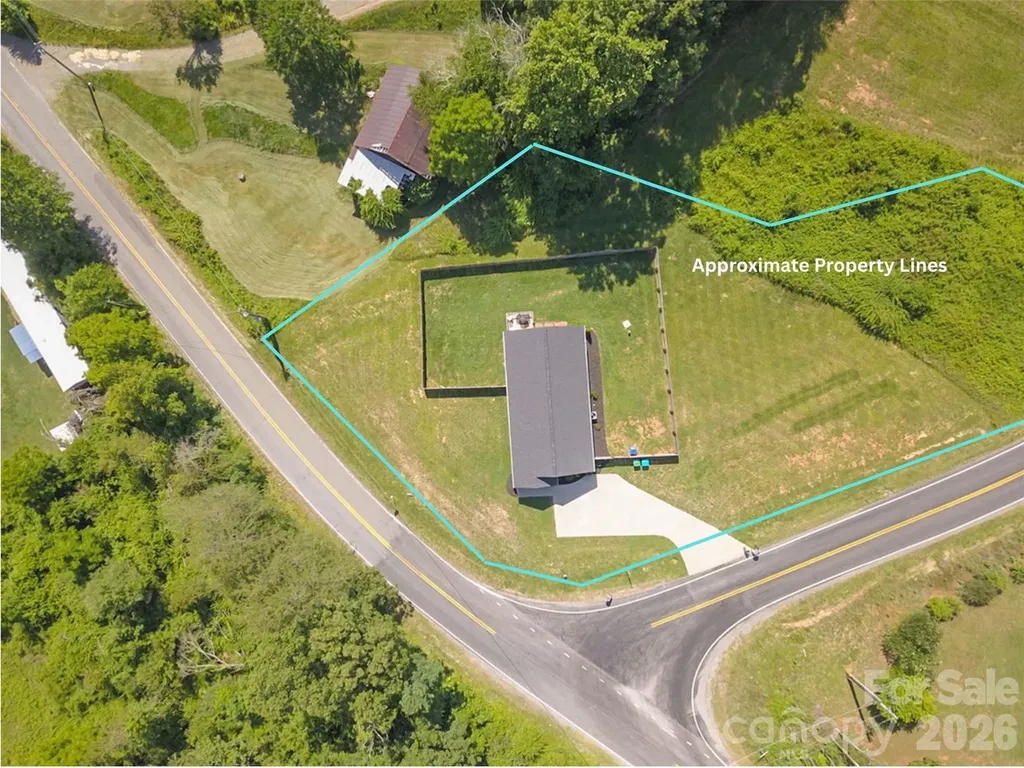 2 Clarks Chapel Extension Weaverville NC 28787