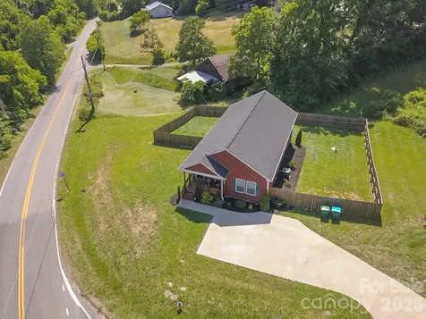 2 Clarks Chapel Extension Weaverville NC 28787