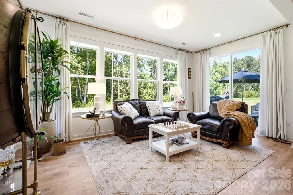 15611 Walnut Hill Drive Charlotte NC 28278