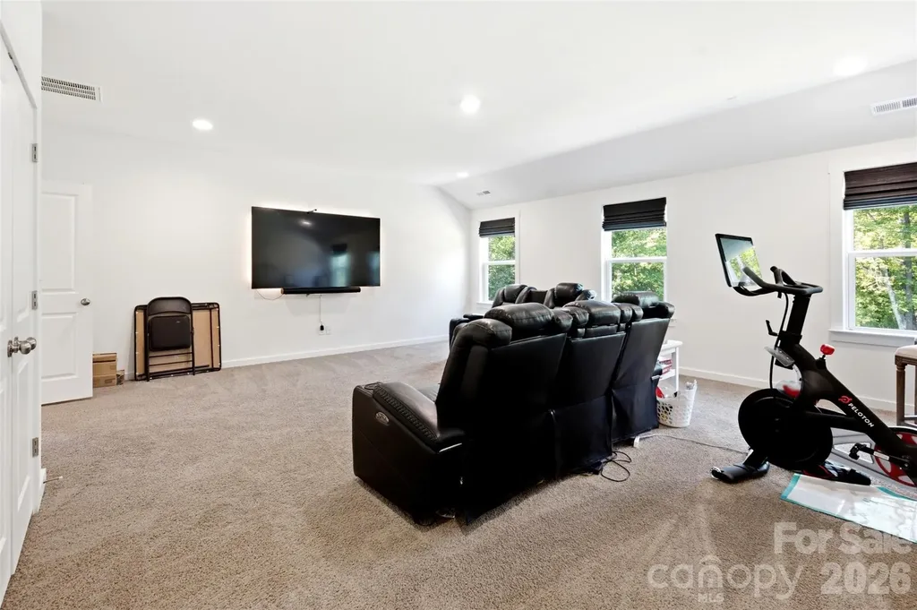 15611 Walnut Hill Drive Charlotte NC 28278