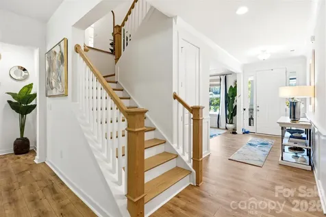 15611 Walnut Hill Drive Charlotte NC 28278