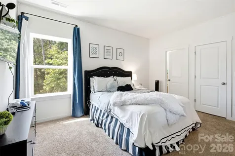 15611 Walnut Hill Drive Charlotte NC 28278