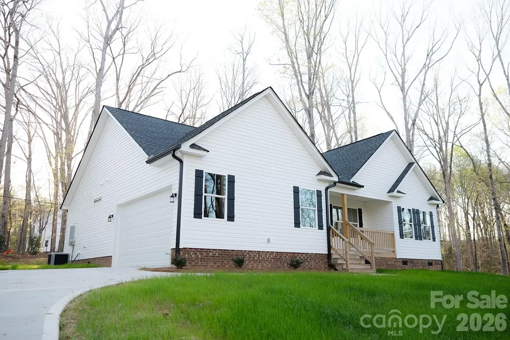 1254 Rainbow Circle Catawba SC 29704