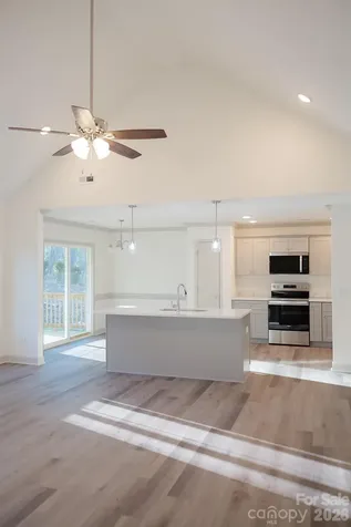 1254 Rainbow Circle Catawba SC 29704