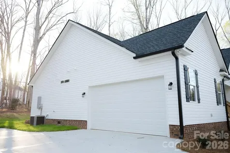1254 Rainbow Circle Catawba SC 29704