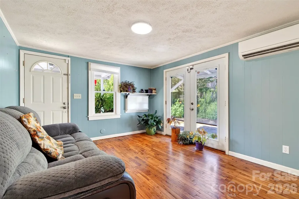 119 Seagle Street Marion NC 28752