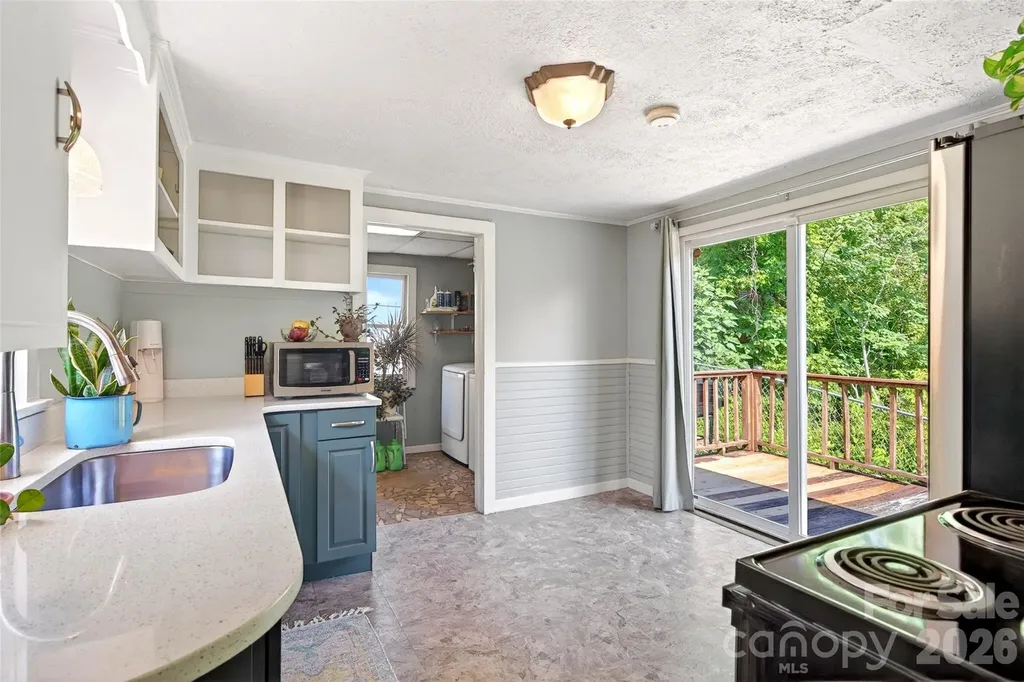 119 Seagle Street Marion NC 28752