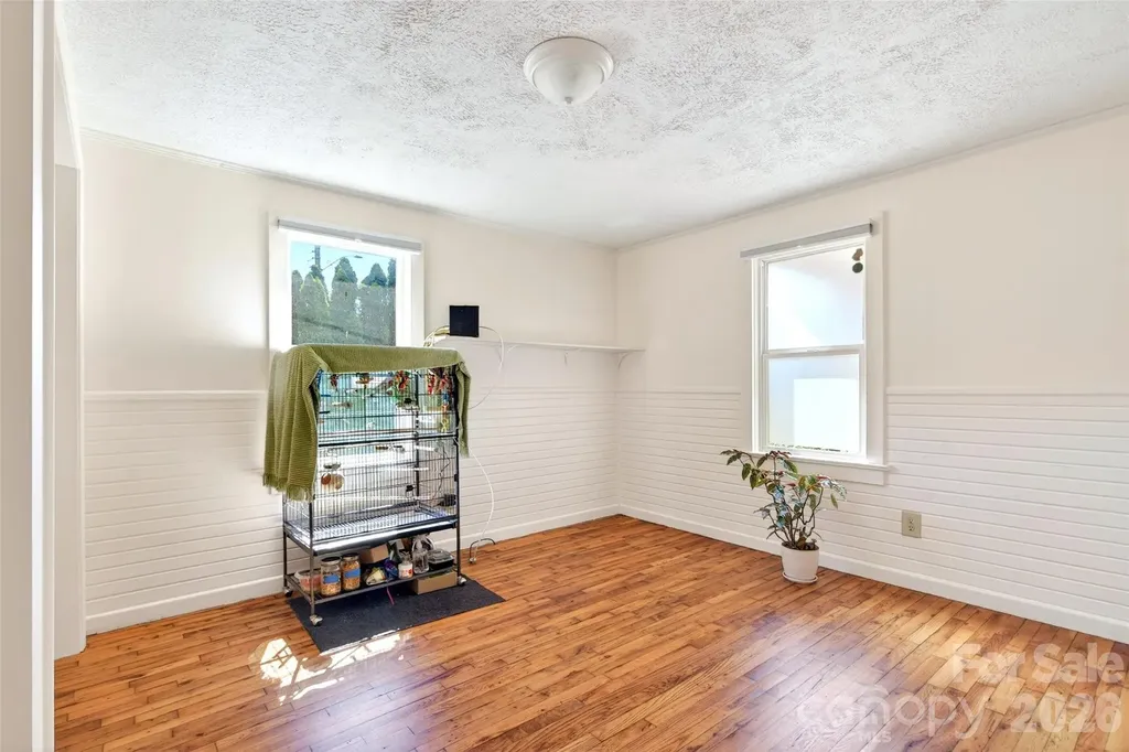 119 Seagle Street Marion NC 28752