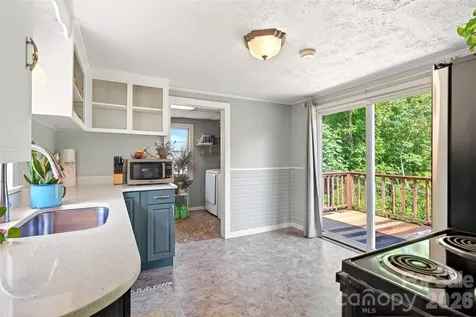 119 Seagle Street Marion NC 28752