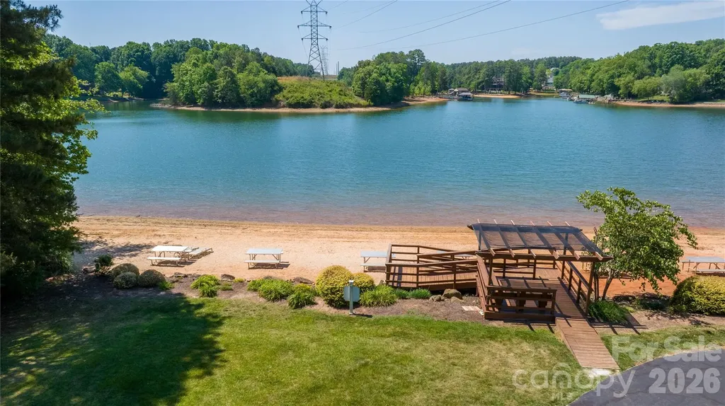 4342 Harbor Watch Drive Denver NC 28037