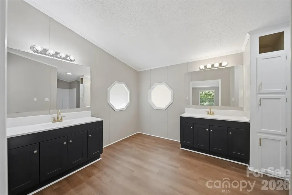 4944 Largo Court Conover NC 28613